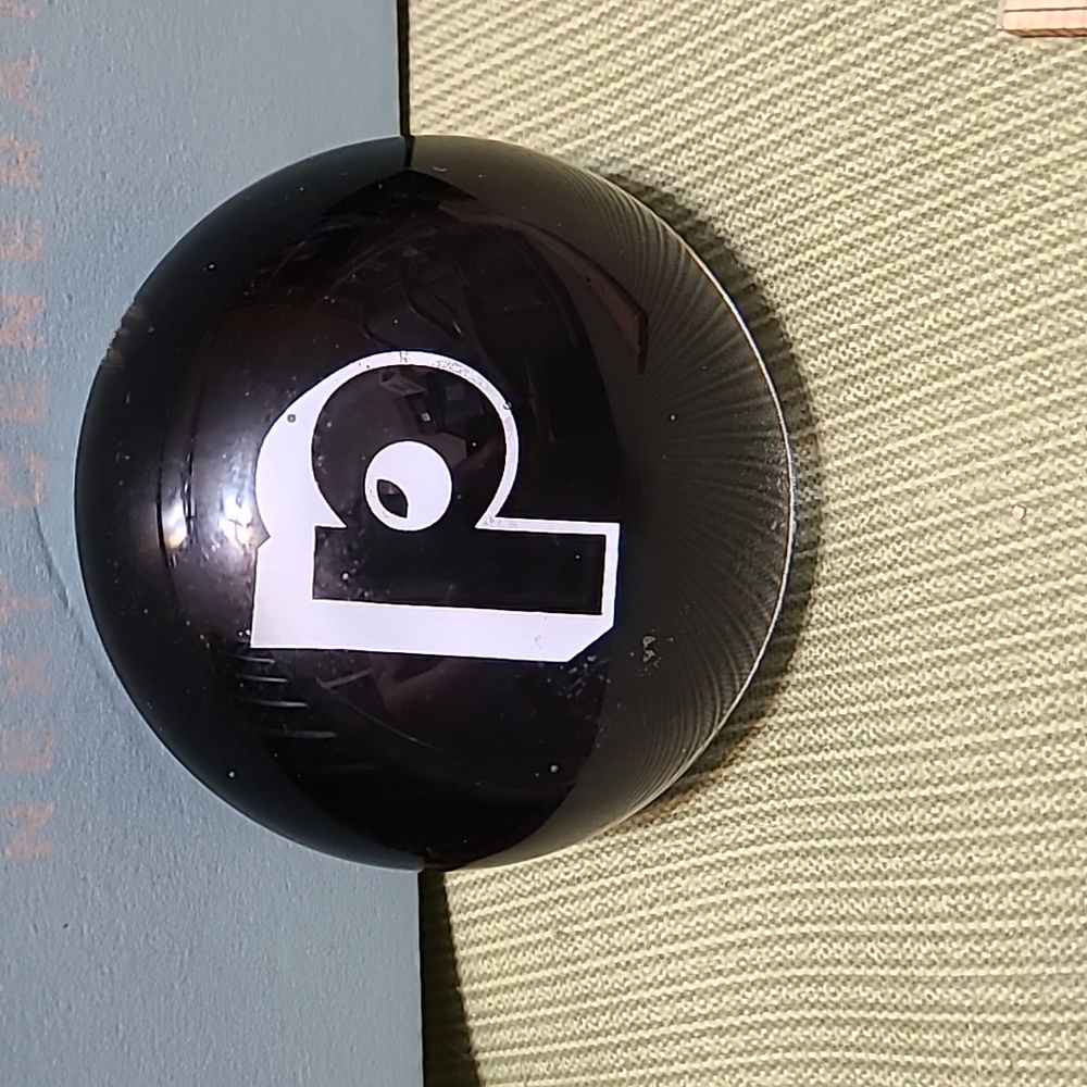 🩶 Hobby lobby "p" or "d" initial paperweight